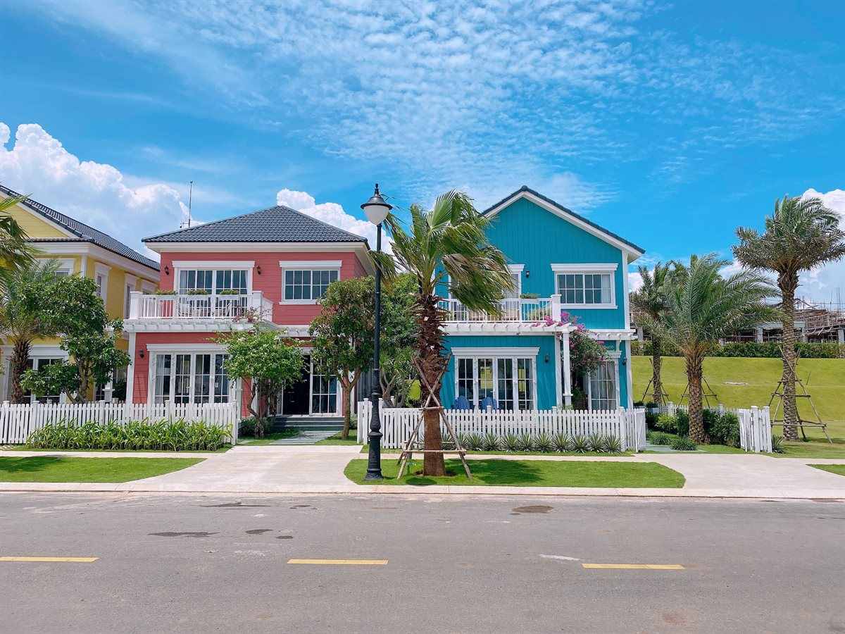 2_mau_nha_mau_kieu_my_florida_novaworld_phan_thiet_binh_thuan_novaland-1 Hoàn thiện thô dự án Novaworld Phan thiết