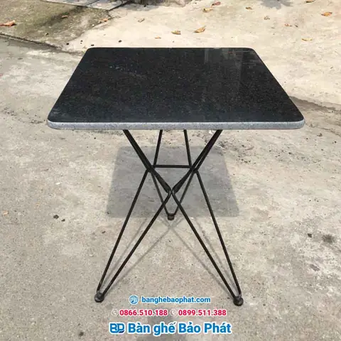 Bàn Đá Hoa Cương Chân Sắt