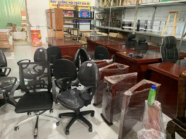Bàn Ghế Làm Việc Giá Rẻ Tphcm