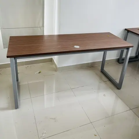 Bàn Gỗ Làm Việc Giá Rẻ