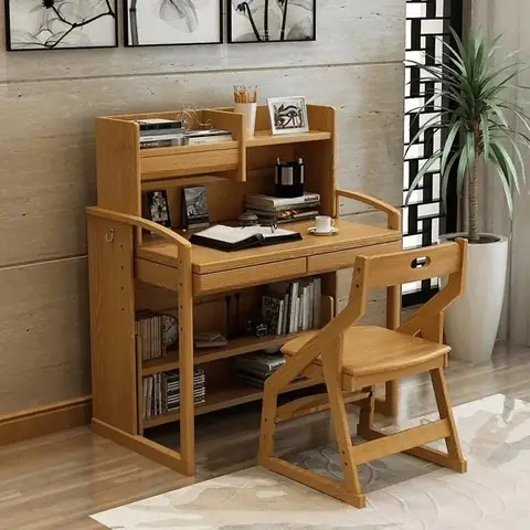 Bàn Học Cho Bé Bằng Gỗ Thông