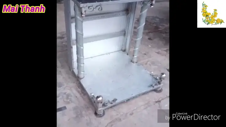 Bàn Thờ Ông Địa Bằng Nhôm Kính