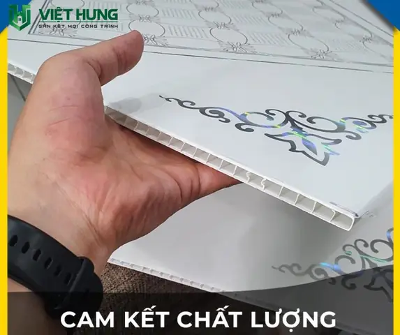 Báo Giá Trần Nhựa 600x600