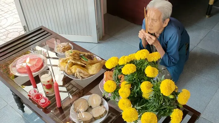 Cách Cúng Gà Mùng 3 Tết