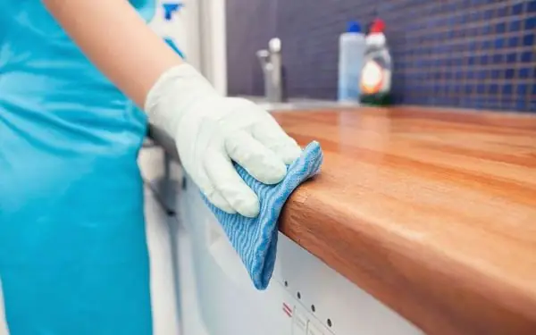 Cách Tẩy Vết Bẩn Trên Gỗ