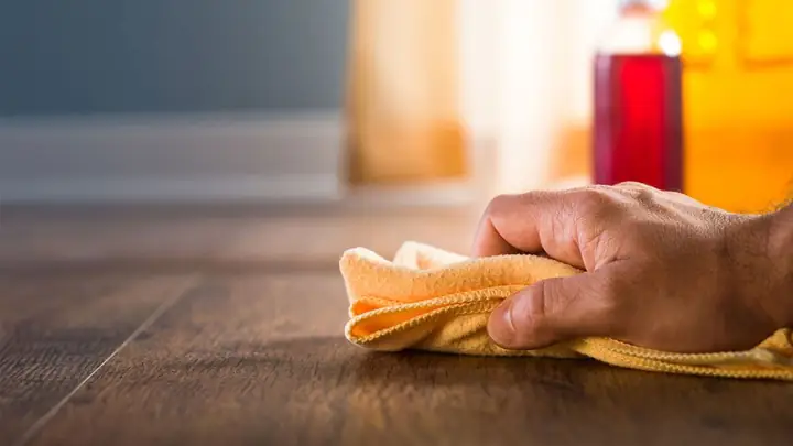 Cách Vệ Sinh Gỗ Công Nghiệp