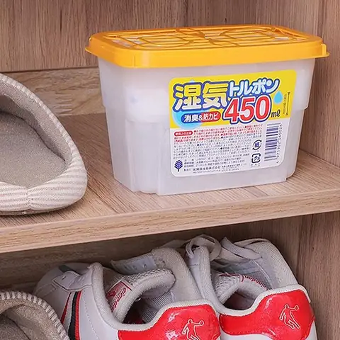Chống Ẩm Mốc Cho Tủ Quần Áo