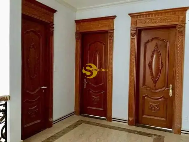 Cửa Gỗ Phòng Ngủ Tân Cổ Điển