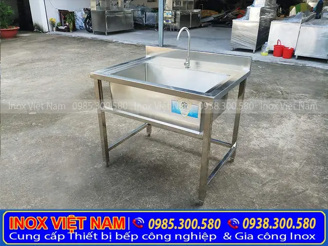 Giá Bồn Rửa Chén Inox 1 Ngăn Có Chân