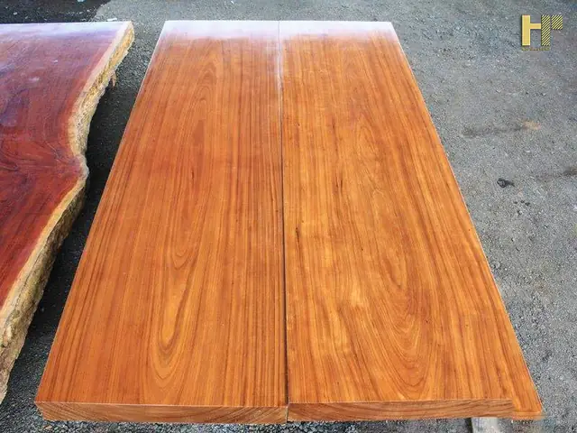 Giá Gỗ Gõ Đỏ Ba Chi