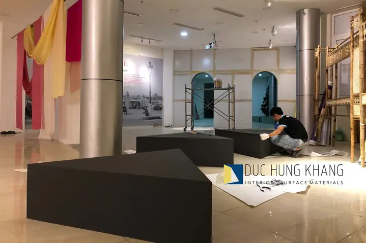Giấy Dán Tường Lau Chùi Được