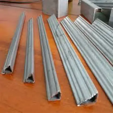 Kích Thước Nẹp Chỉ Tam Giác