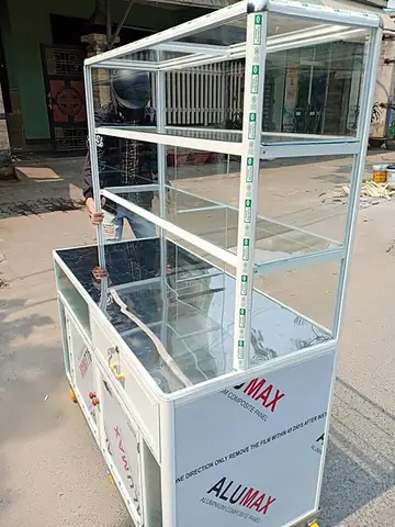 Kích Thước Tủ Kính Bán Hàng