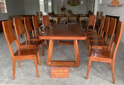 Mẫu Bàn Ăn Gỗ Hiện Đại
