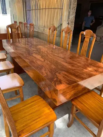 Mẫu Bàn Ghế Ăn Gỗ Hương
