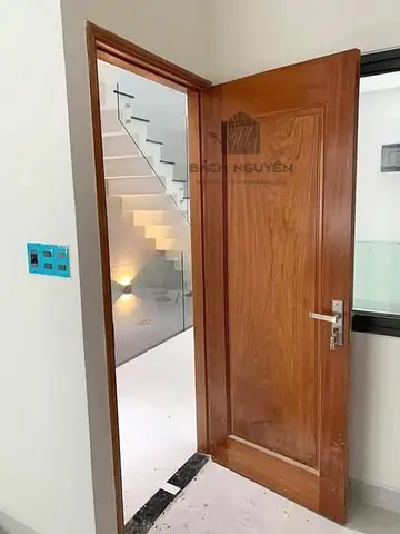Mẫu Cửa Gỗ Tự Nhiên