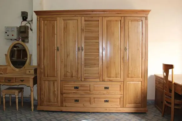 Mẫu Tủ Gỗ 4 Buồng