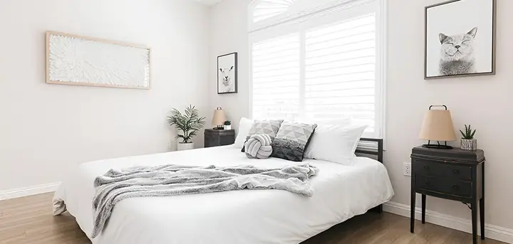 Ngủ Quay Đầu Ra Cửa Sổ