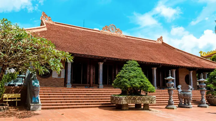 Nhà Cổ Điển Việt Nam