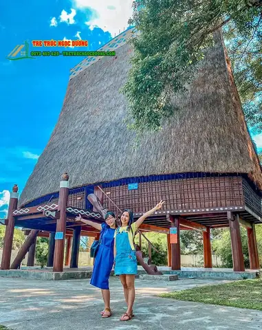 Nhà Sàn Ở Tây Nguyên