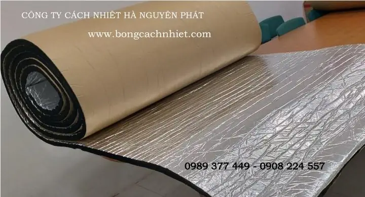 Tấm Cách Nhiệt Có Keo