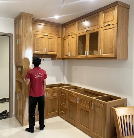 Thi Công Tủ Bếp Gỗ Tự Nhiên