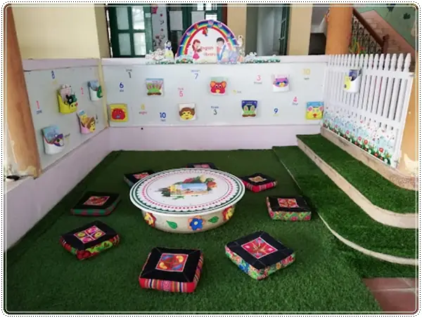Trang Trí Góc Thư Viện Ngoài Trời