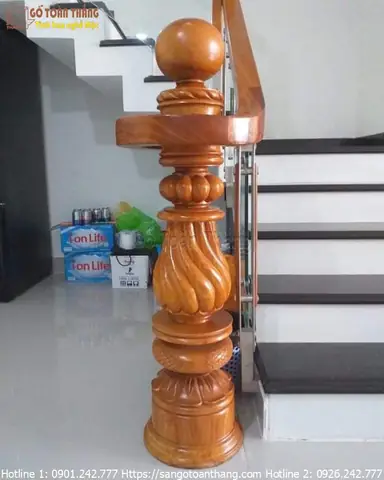 Trụ Cầu Thang Lục Lăng