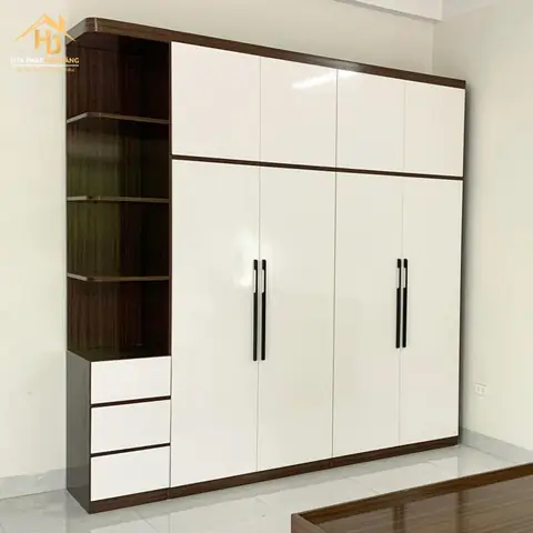 Tủ Quần Áo 4 Cánh Hiện Đại