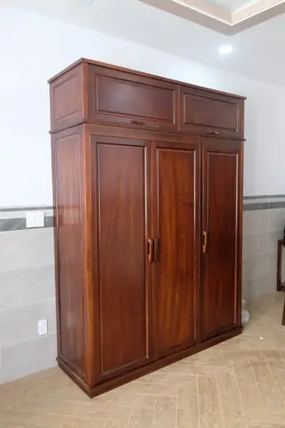 Tủ Quần Áo Gỗ Lim Nam Phi