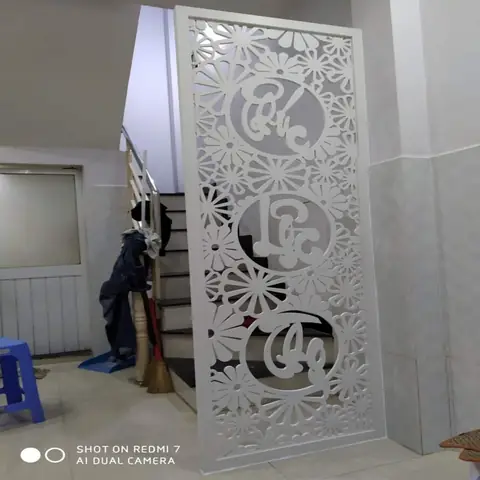 Vach Ngan Cnc Cau Thang