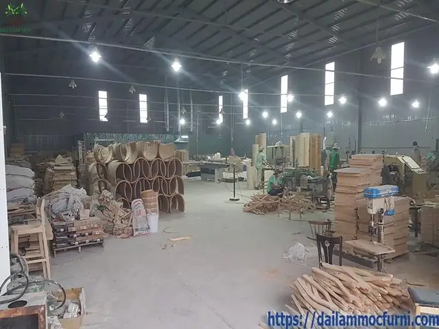 Xưởng Sản Xuất Ghế Gỗ