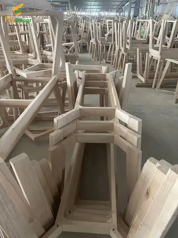 Xưởng Sản Xuất Ghế Gỗ